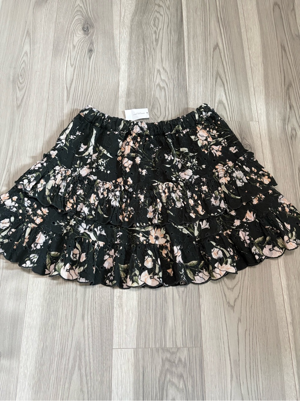 American Eagle Floral Skirt NWT Size Medium